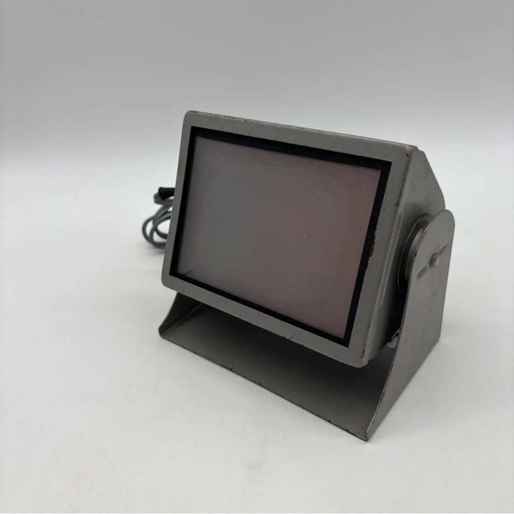 Vintage Amato Darkroom Safelight 3.5"x5" Tested Works Made in West Germany - Picture 2 of 5